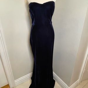 Navy Blue Strapless Velvet Gown